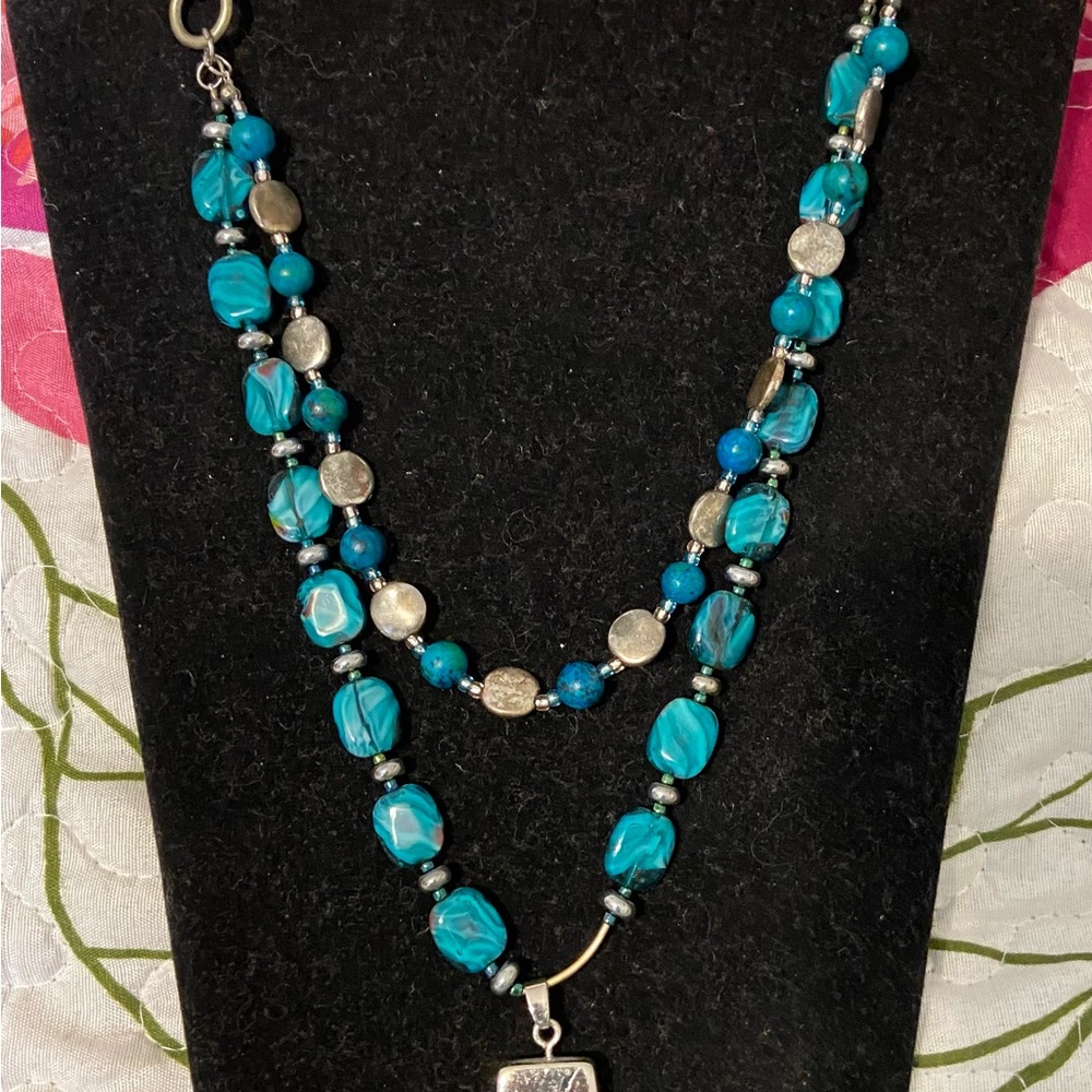 Beautiful Necklace, Bracelet, and Earring Set in Turquoise Toned Glass Beads